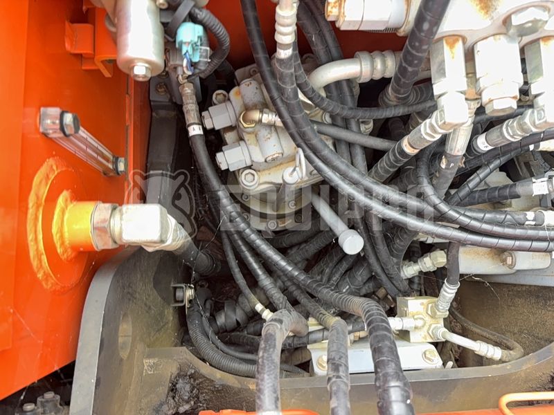 2014 Hitachi ZX135US-5B-48265310