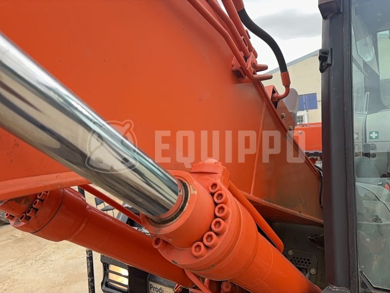 2014 Hitachi ZX135US-5B-48265270