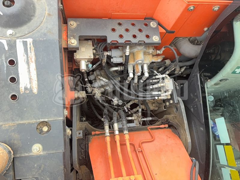 2014 Hitachi ZX135US-5B-48566695