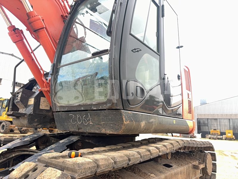 2014 Hitachi ZX135US-5B-48328666