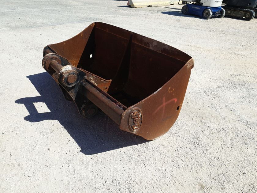 Geith Bucket 1800mm Used Bucket for Sale in Auction
