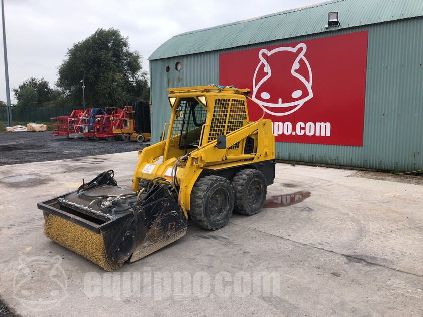 Bobcat 753 Sweeper Bucket Used Wheeled Skid Steer for Sale in Auction