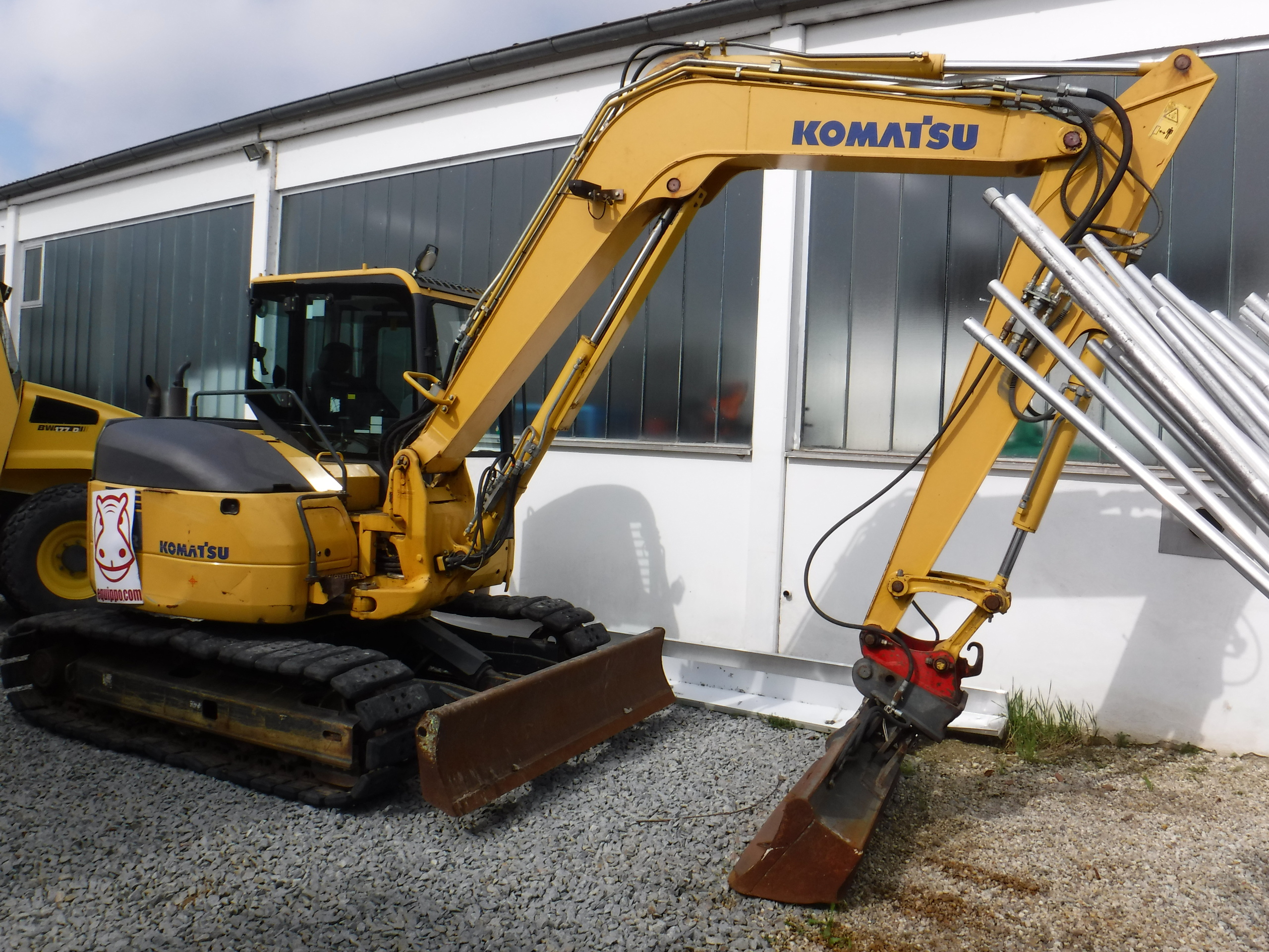 Komatsu PC88 MR6 Used Midi Excavator 7t 12t for sale